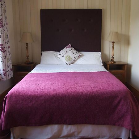 O'Sheas Ceol Na Habhann B&B Kenmare Exterior foto
