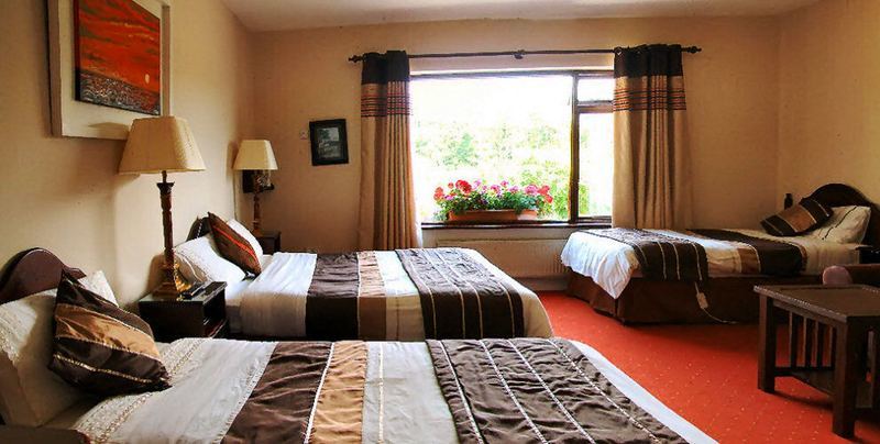 O'Sheas Ceol Na Habhann B&B Kenmare Exterior foto