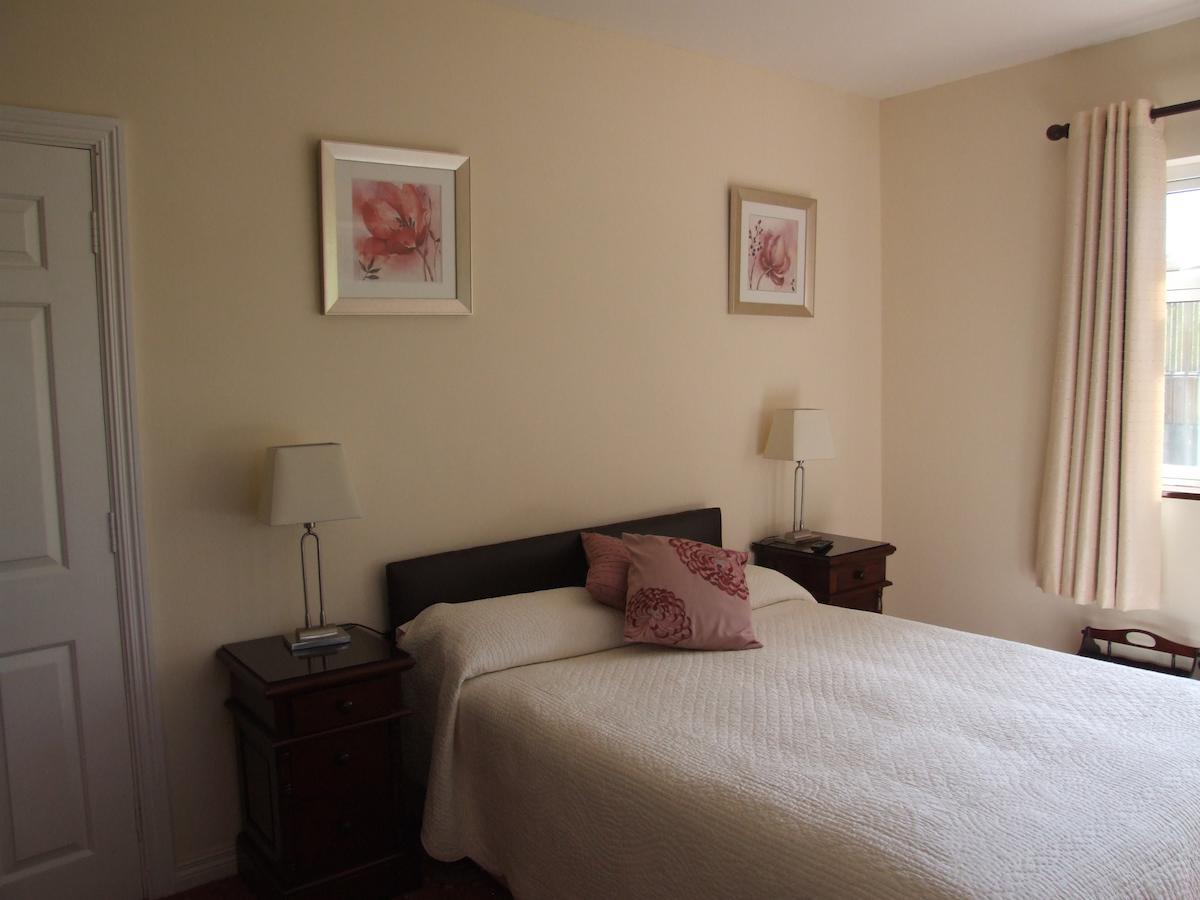 O'Sheas Ceol Na Habhann B&B Kenmare Habitación foto